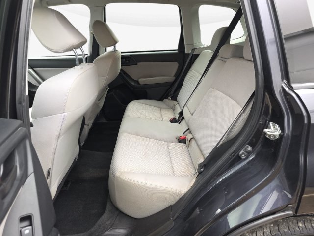 Used 2016 Subaru Forester 2.5i Premium AWD/4WD image 11