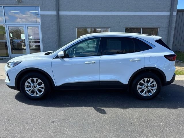 Certified 2023 Ford Escape Active w/ Tech Pack #2 AWD/4WD image 4