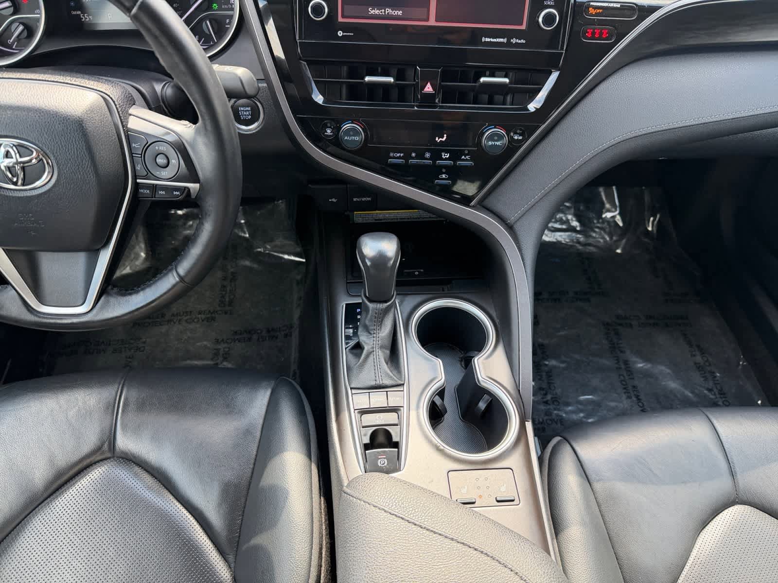Used 2021 Toyota Camry XLE AWD/4WD image 16