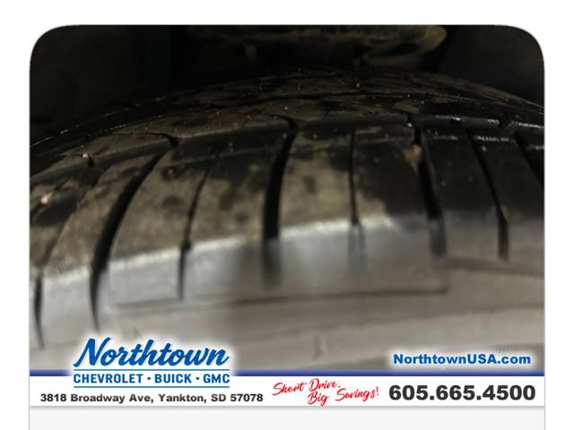 Used 2013 Lincoln MKS AWD image 21