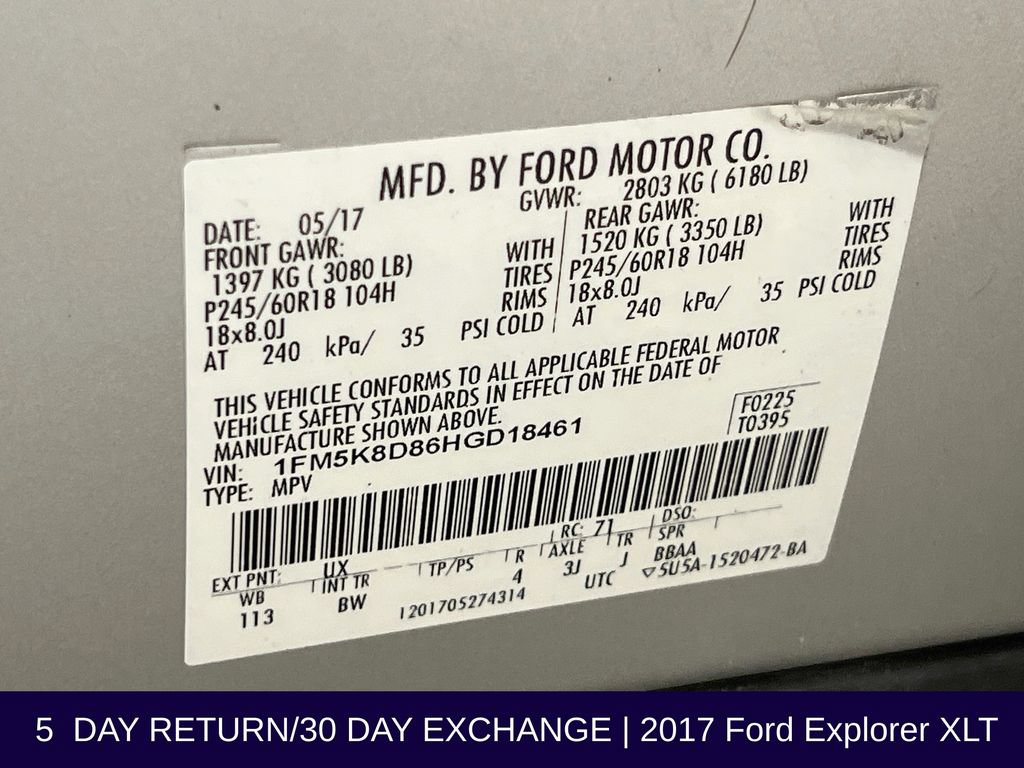 Used 2017 Ford Explorer XLT w/ Equipment Group 202A AWD/4WD image 37