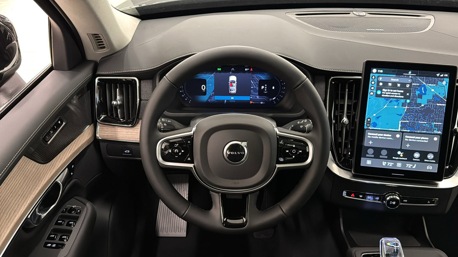 Used 2026 Volvo XC90 B6 Plus w/ Protection Package Premier image 12