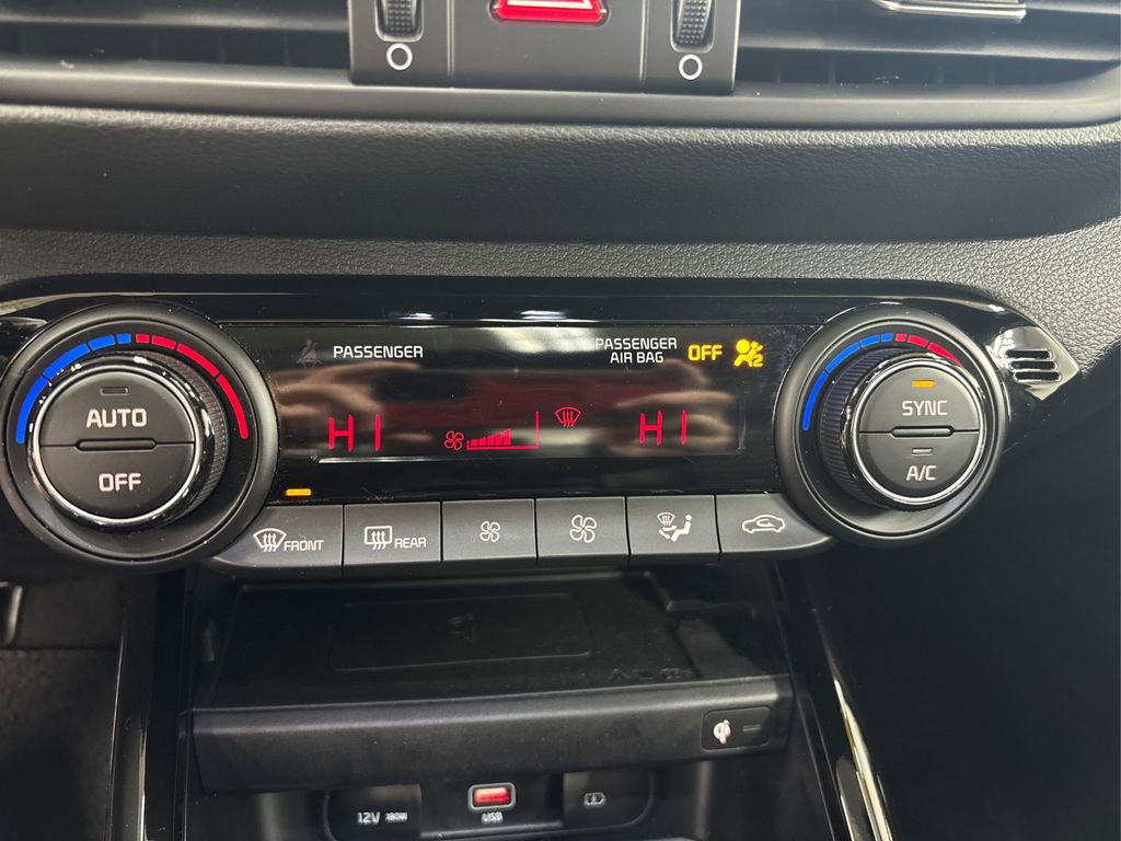 Used 2024 Kia Forte GT-Line w/ GT-Line Premium Package image 31