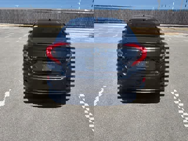 Used 2018 Honda Civic EX-T image 4