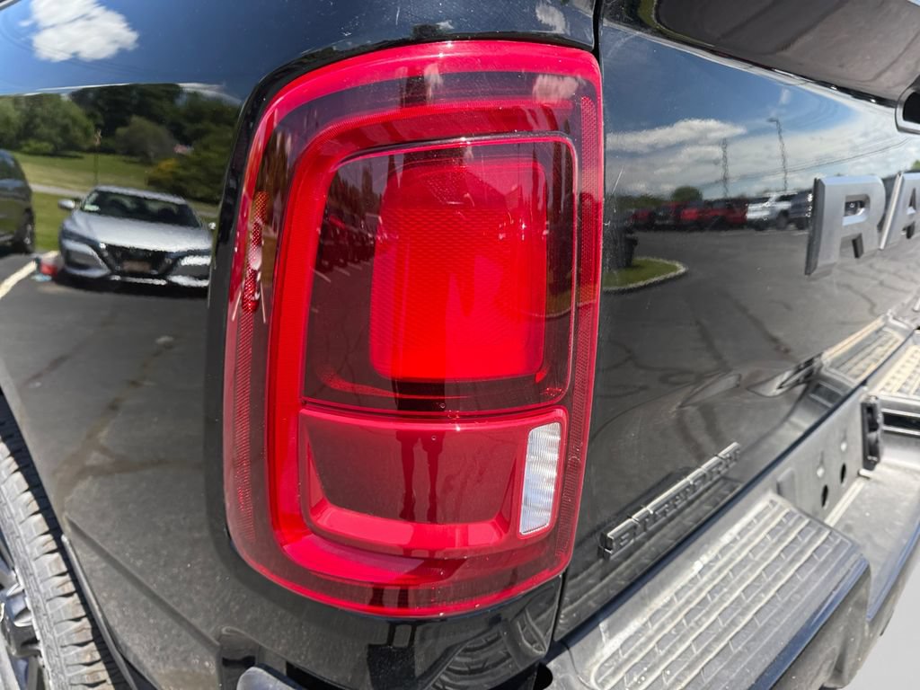 New 2026 RAM 3500 Big Horn AWD/4WD image 21