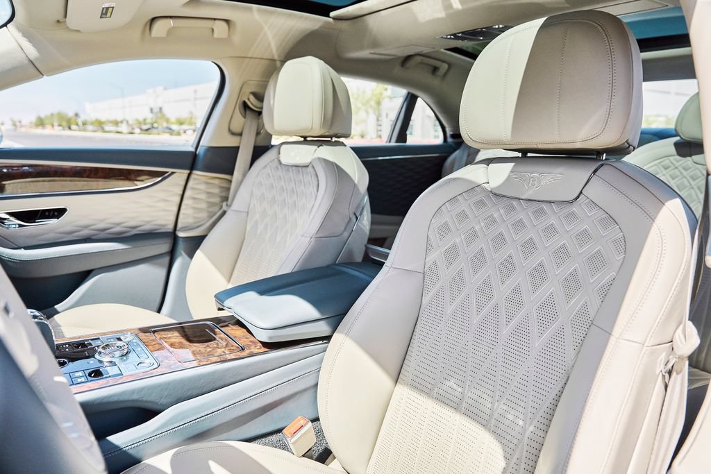 Used 2022 Bentley Flying Spur W12 AWD/4WD image 45