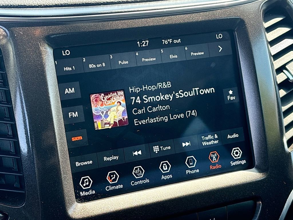 Used 2021 Jeep Cherokee Trailhawk image 14