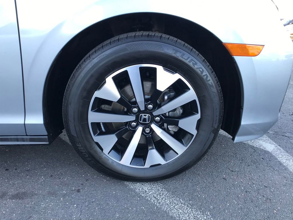 Certified 2025 Honda Odyssey EX-L image 8