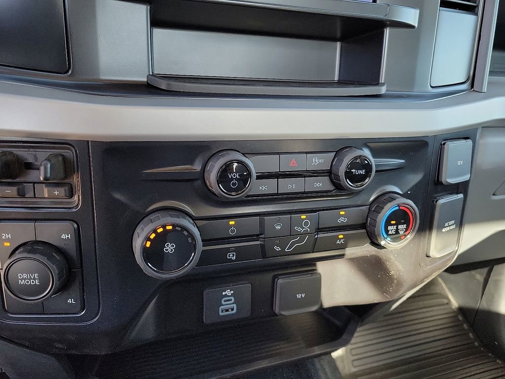 New 2026 Ford F550 4x4 Regular Cab Super Duty image 22