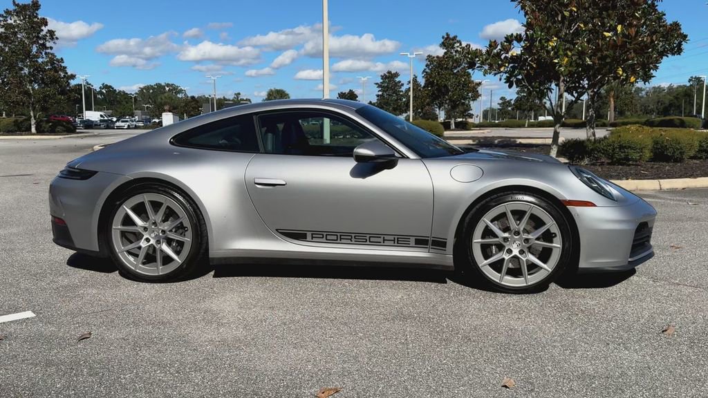 Used 2025 Porsche 911 Carrera image 9