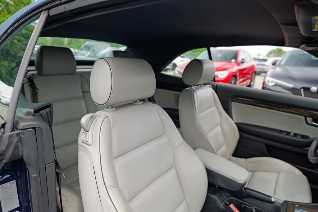 Used 2005 Audi S4 Cabriolet AWD/4WD image 32