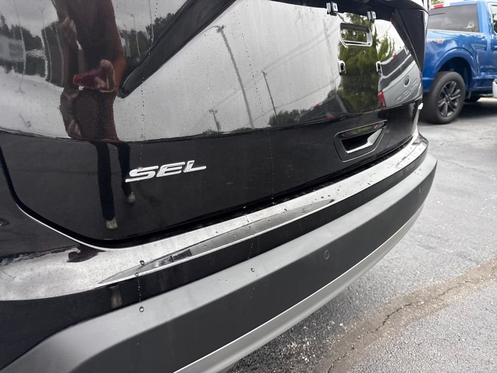 Used 2024 Ford Edge SEL w/ Convenience Package AWD/4WD image 11