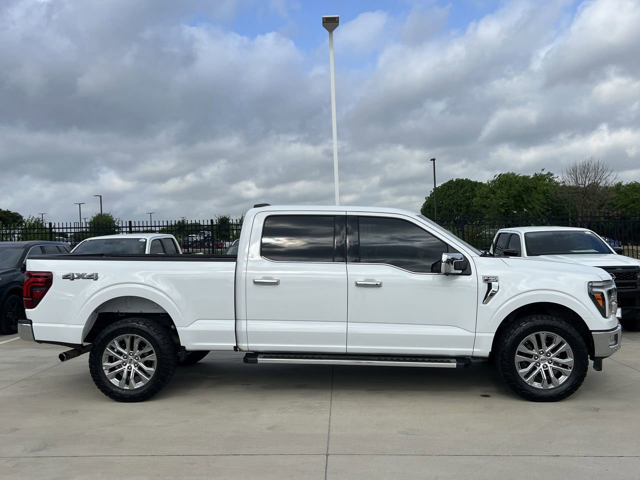 Used 2024 Ford F150 Lariat w/ Tow/Haul Package AWD/4WD image 3