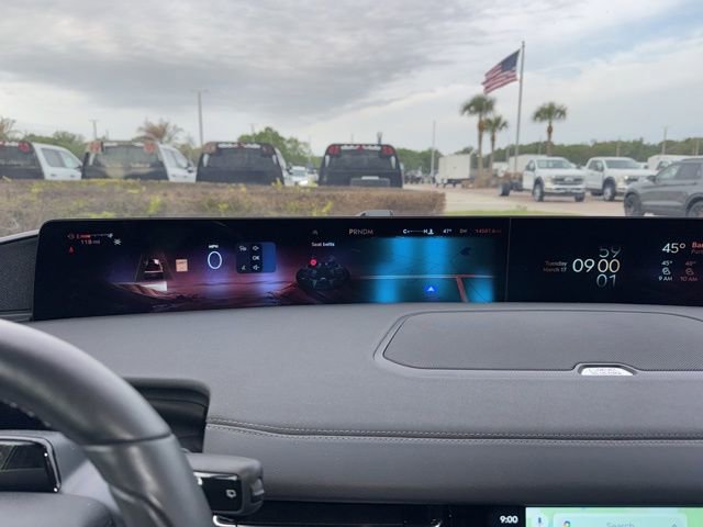 Used 2025 Lincoln Navigator Reserve w/ Jet Appearance Package image 11