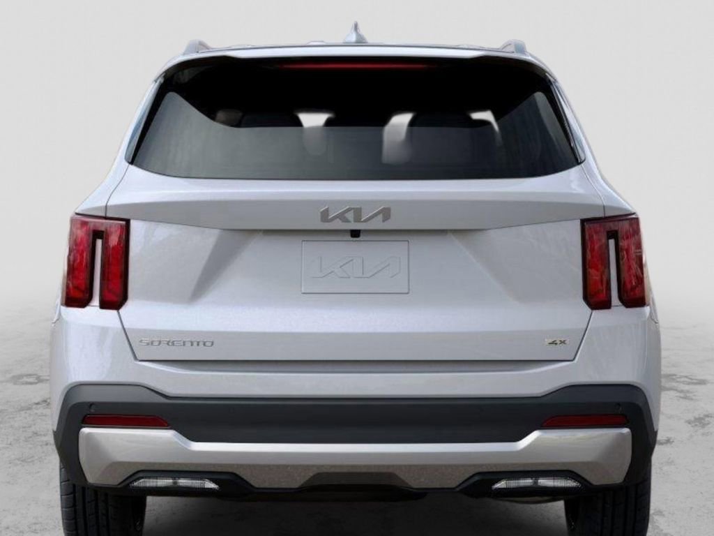 Used 2025 Kia Sorento S image 13