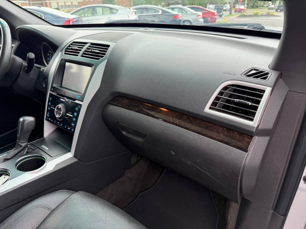 Used 2013 Ford Explorer Limited AWD/4WD image 12