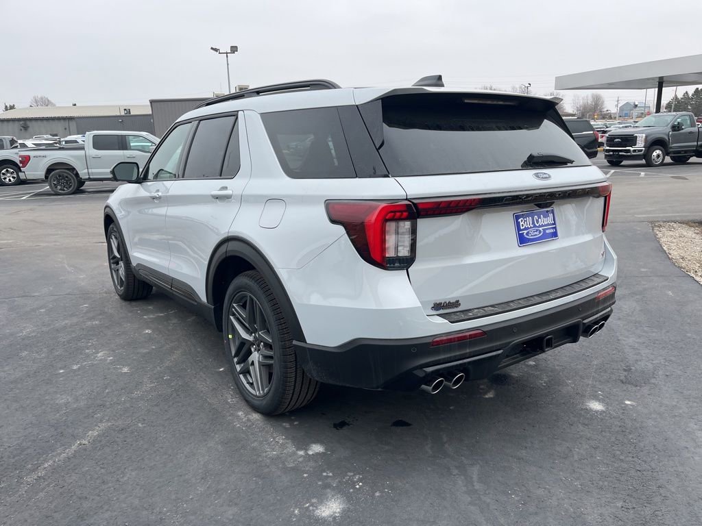 New 2026 Ford Explorer ST w/ Sun And Sound Package image 5