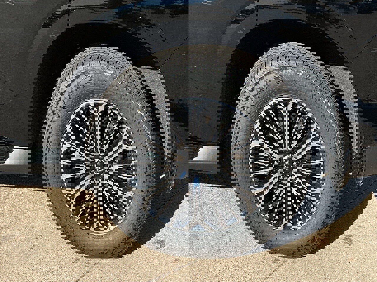 New 2026 Nissan Armada SL image 8