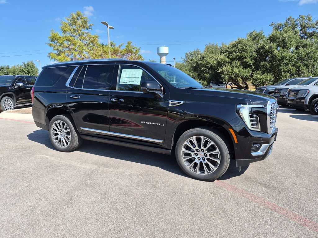 New 2026 GMC Yukon Denali w/ Denali Reserve Package AWD/4WD image 12