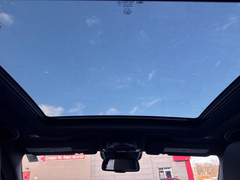 New 2025 Alfa Romeo Stelvio Sprint image 15