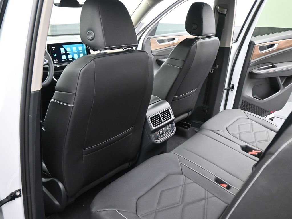 New 2026 Volkswagen Atlas SE image 40