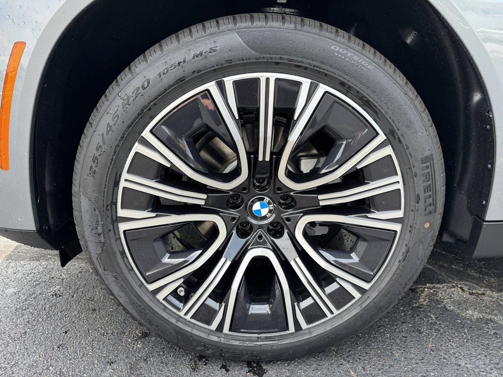 Used 2025 BMW X3 xDrive30i w/ Premium Package image 9