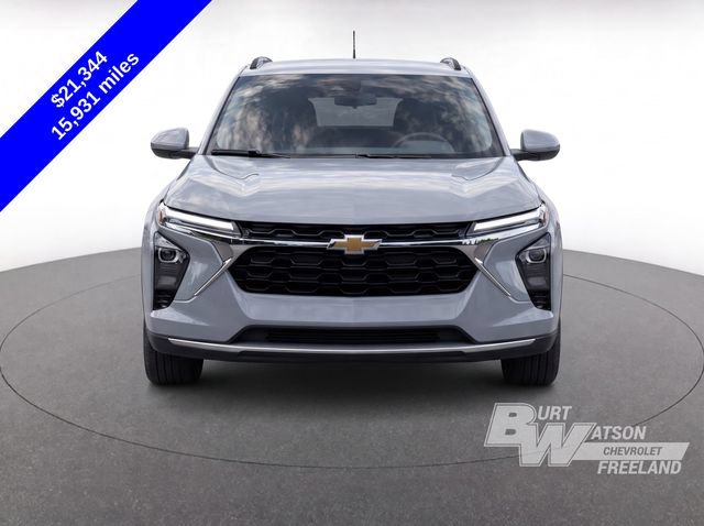 Used 2024 Chevrolet Trax LT w/ LT Convenience Package FWD image 7
