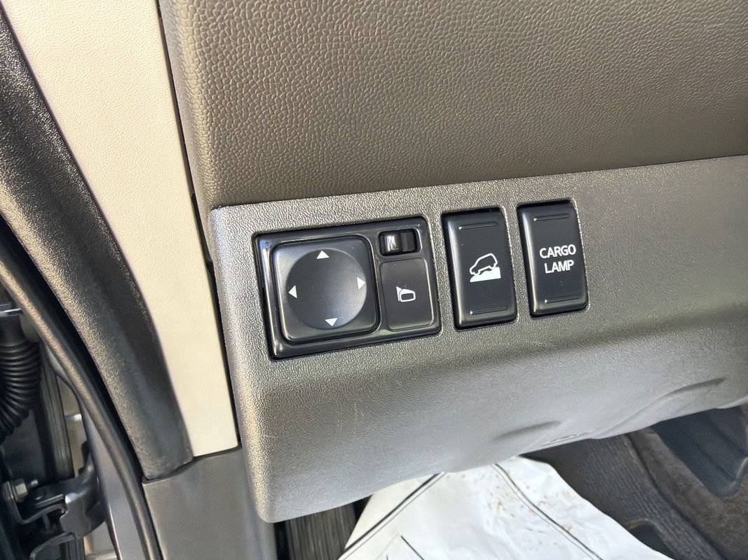 Used 2018 Nissan Frontier PRO-4X AWD/4WD image 22
