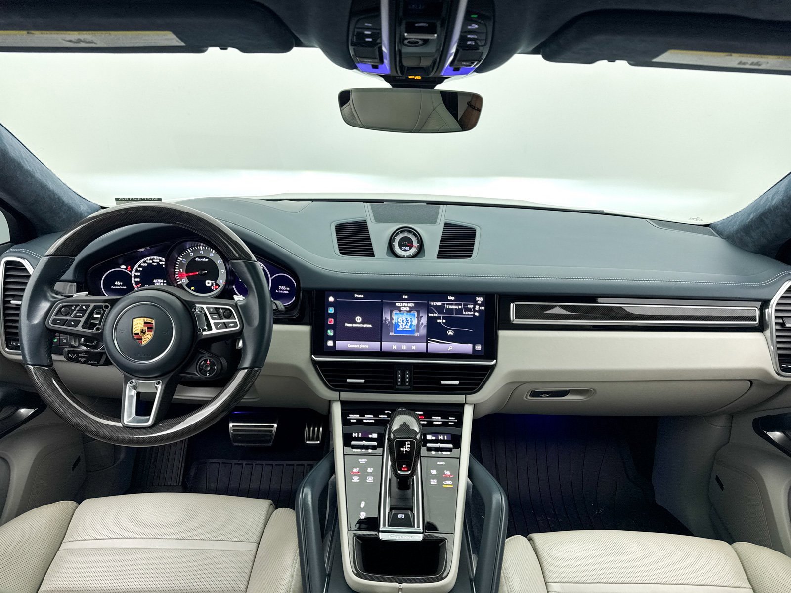 Used 2022 Porsche Cayenne Turbo image 25