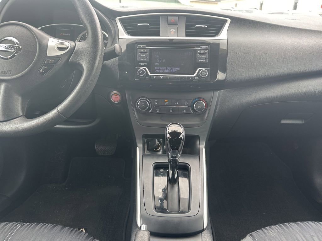 Used 2017 Nissan Sentra SV image 21