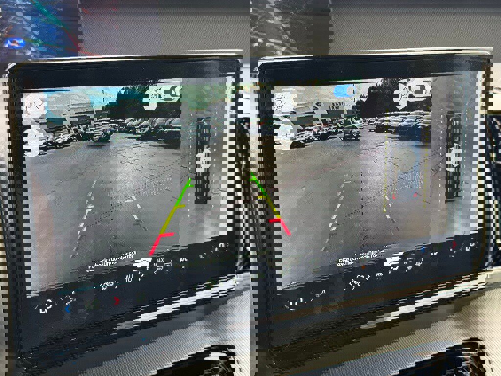 New 2025 Ford Expedition Active image 11