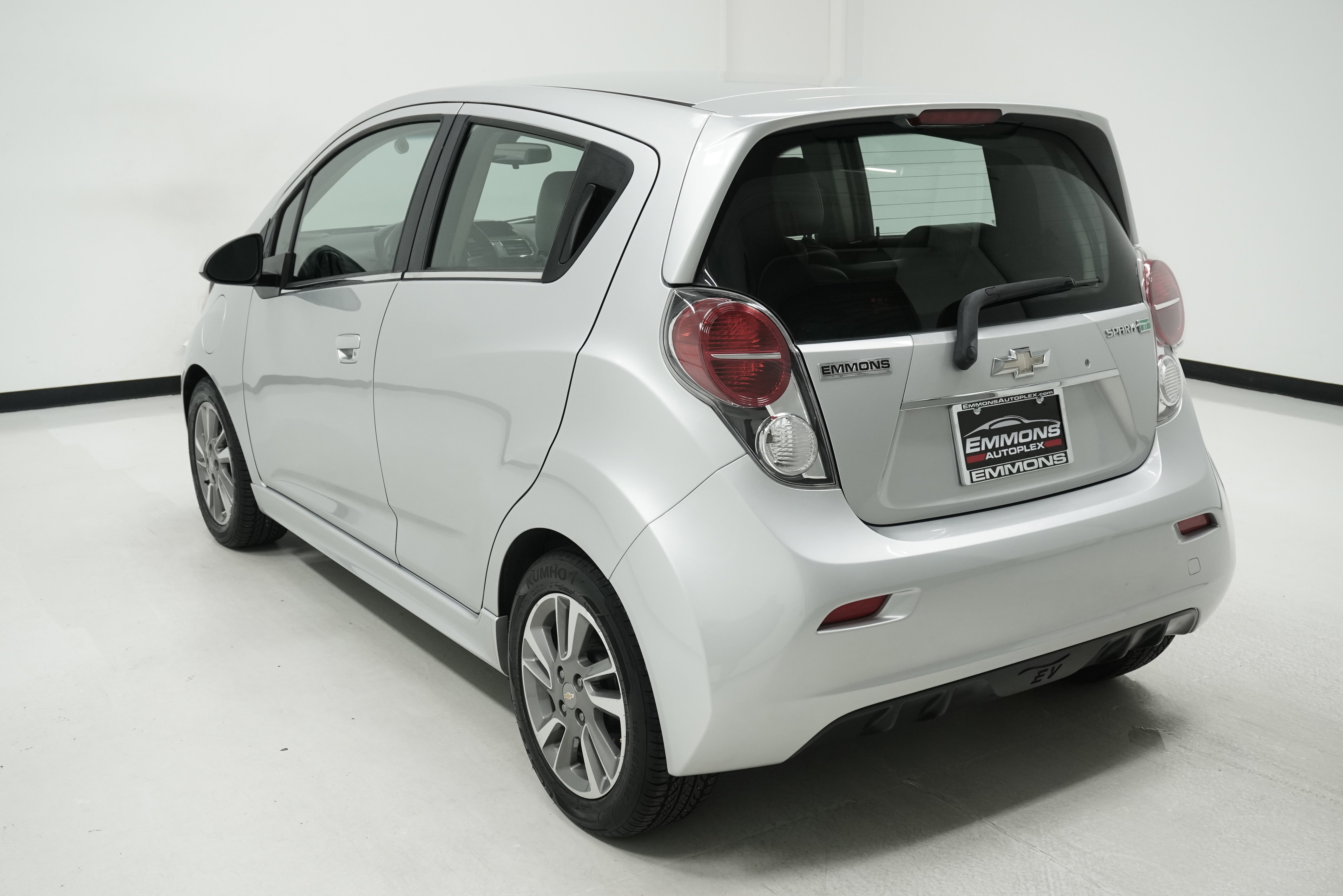 Used 2015 Chevrolet Spark LT image 6