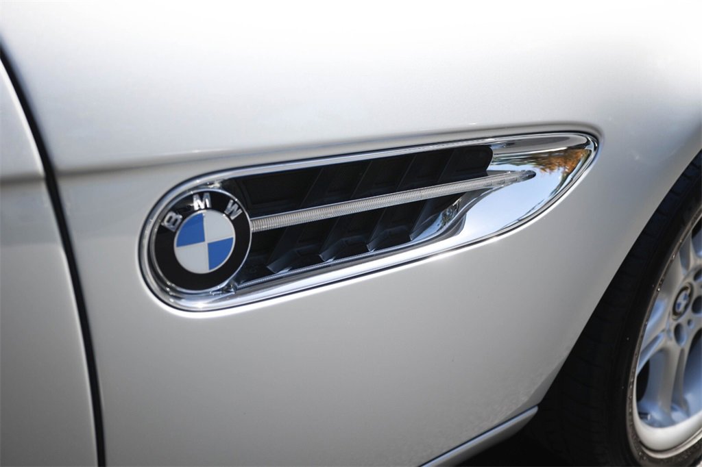 Used 2001 BMW Z8 image 17