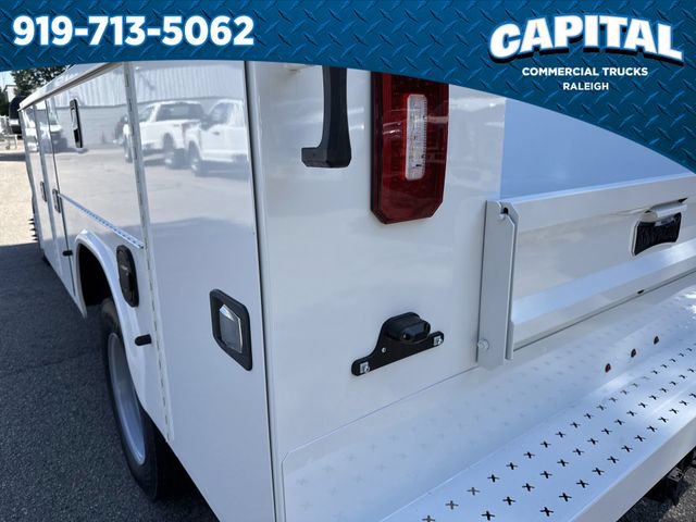 New 2026 Ford F550 4x4 Regular Cab Super Duty image 15