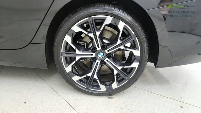 Used 2025 BMW 330i xDrive Sedan AWD/4WD image 64
