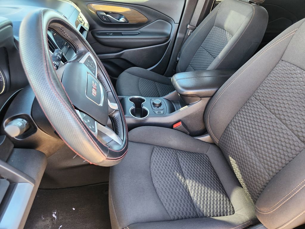 Used 2020 GMC Terrain SLE w/ Driver Convenience Package image 12
