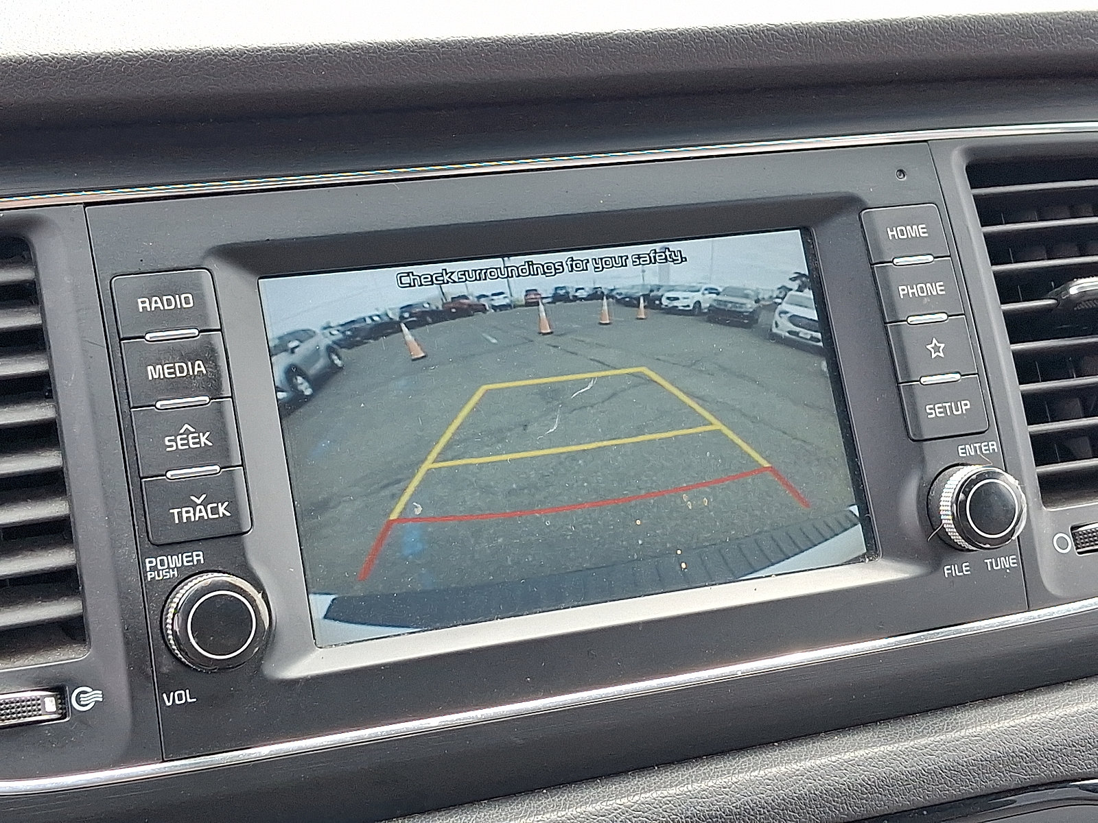 Used 2021 Kia Sedona LX FWD image 18
