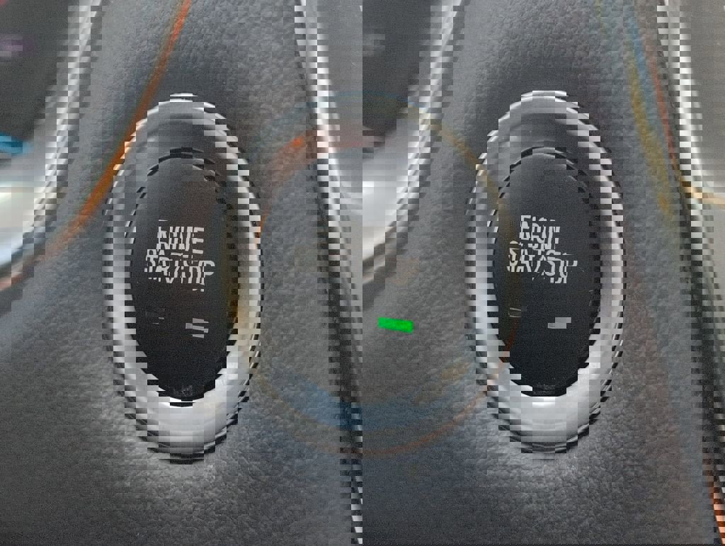 Used 2020 Chevrolet Traverse Premier w/ LPO, Floor Liner Package image 23