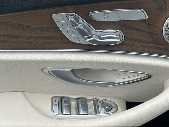 Used 2022 Mercedes-Benz E 350 Sedan image 11