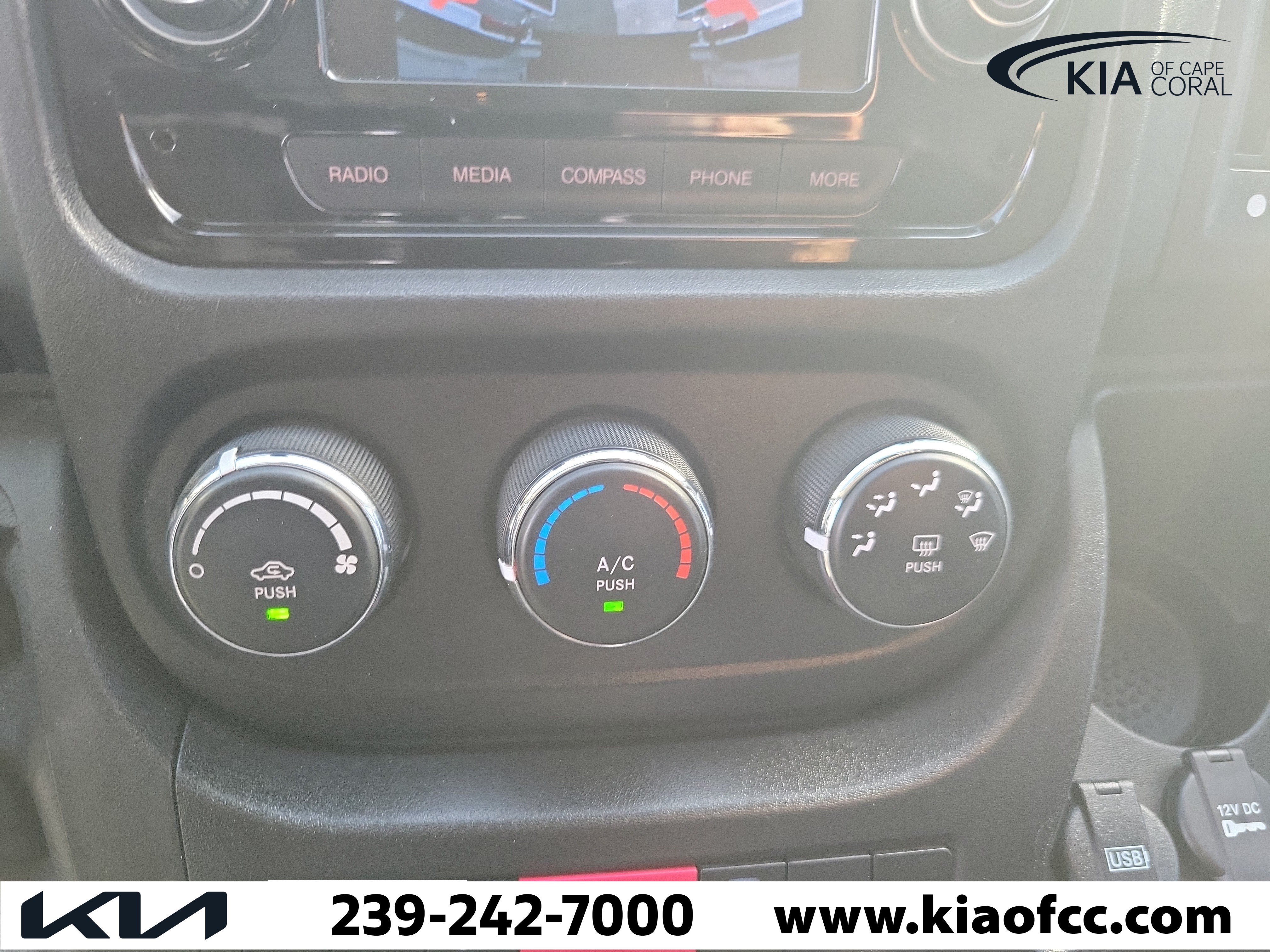 Used 2019 RAM ProMaster 3500 FWD image 13