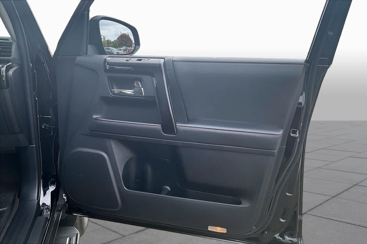 Used 2023 Toyota 4Runner TRD Off-Road Premium w/ Moonroof Package AWD/4WD image 22
