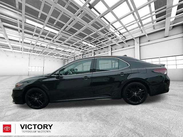 Used 2023 Toyota Camry XSE image 6