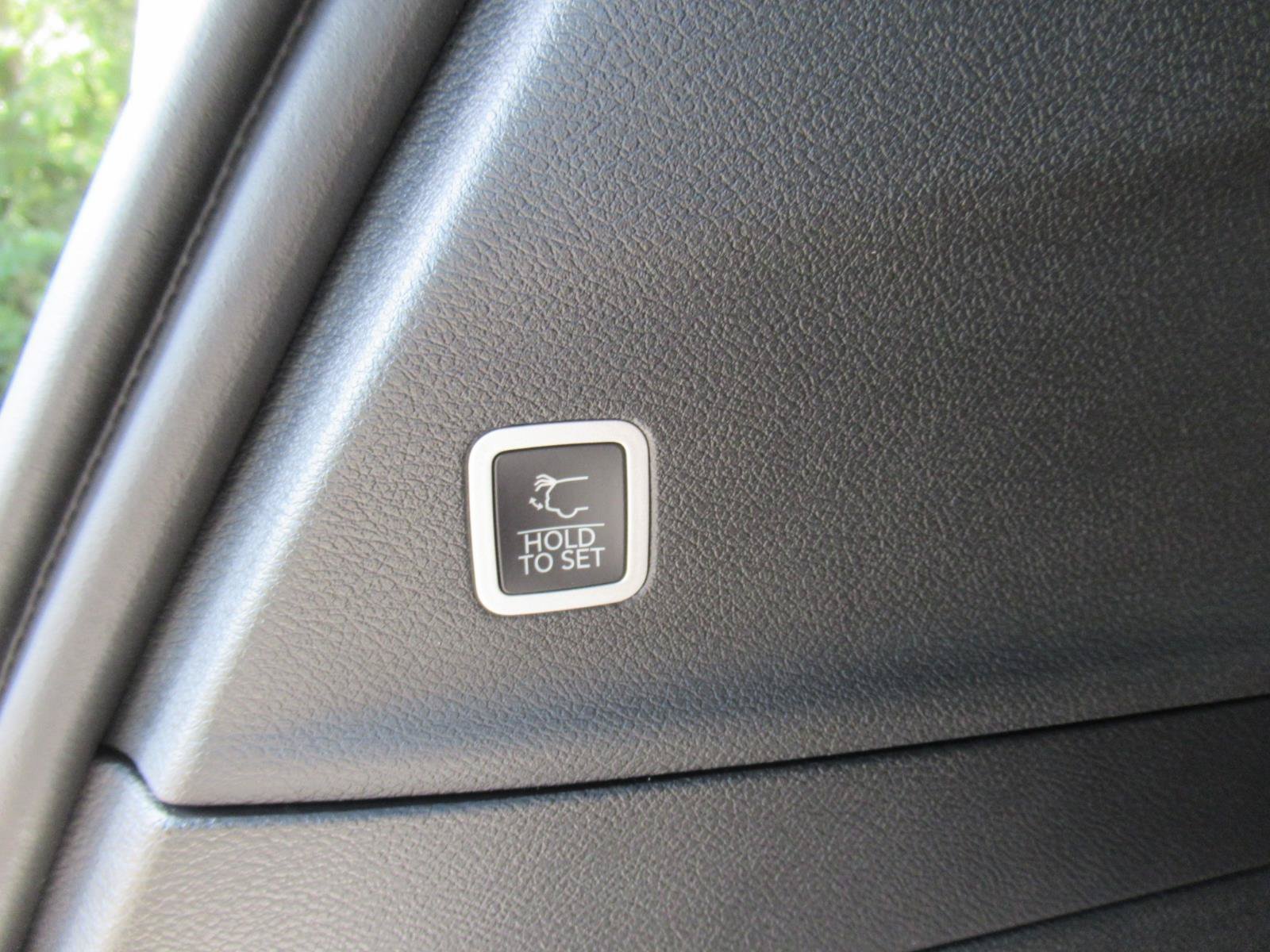 New 2027 Chrysler Pacifica LX FWD image 31
