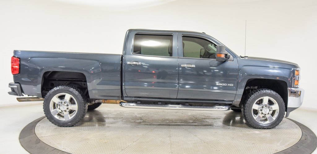 Used 2018 Chevrolet Silverado 2500 W/T image 9