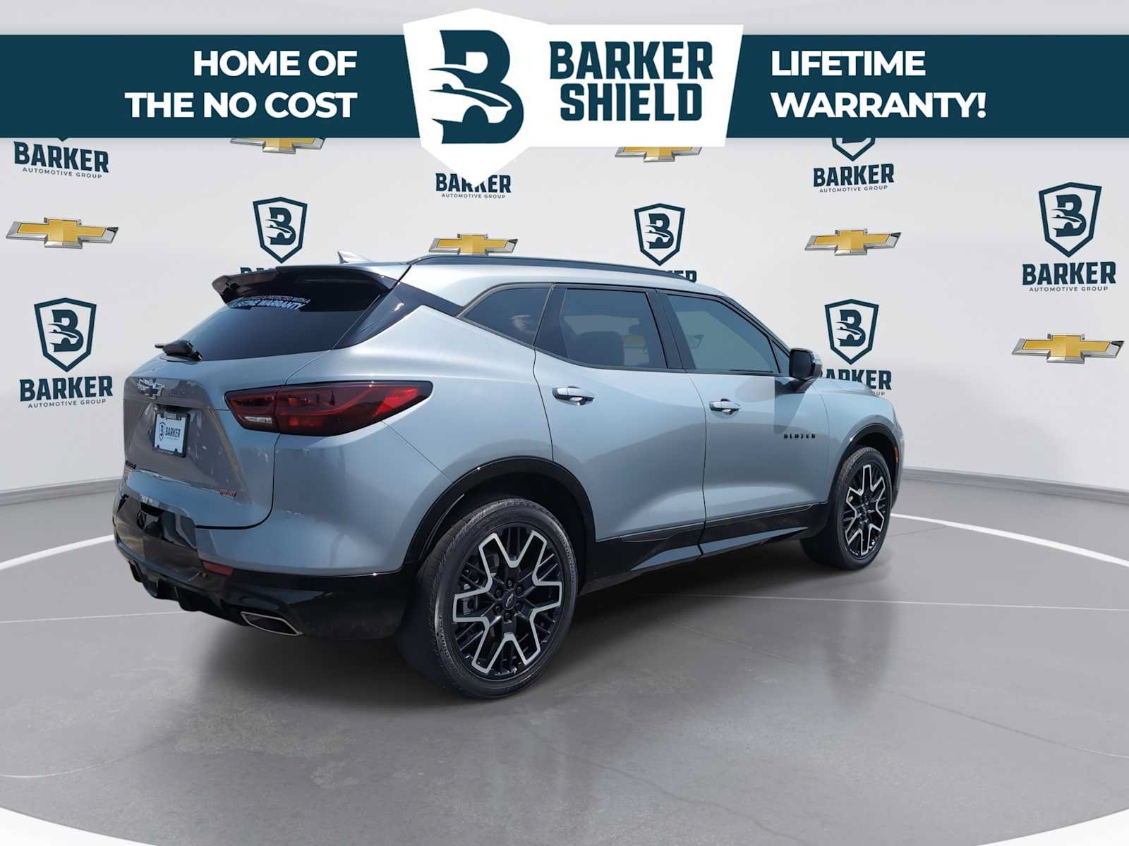 Used 2023 Chevrolet Blazer RS w/ Driver Confidence II Package FWD image 8
