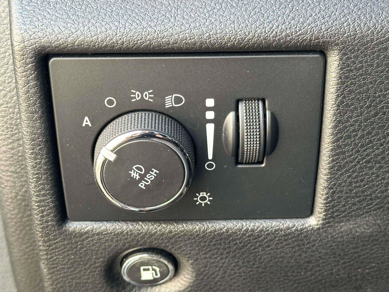 Used 2021 Jeep Grand Cherokee Limited w/ Quick Order Package 2GK 80th image 21