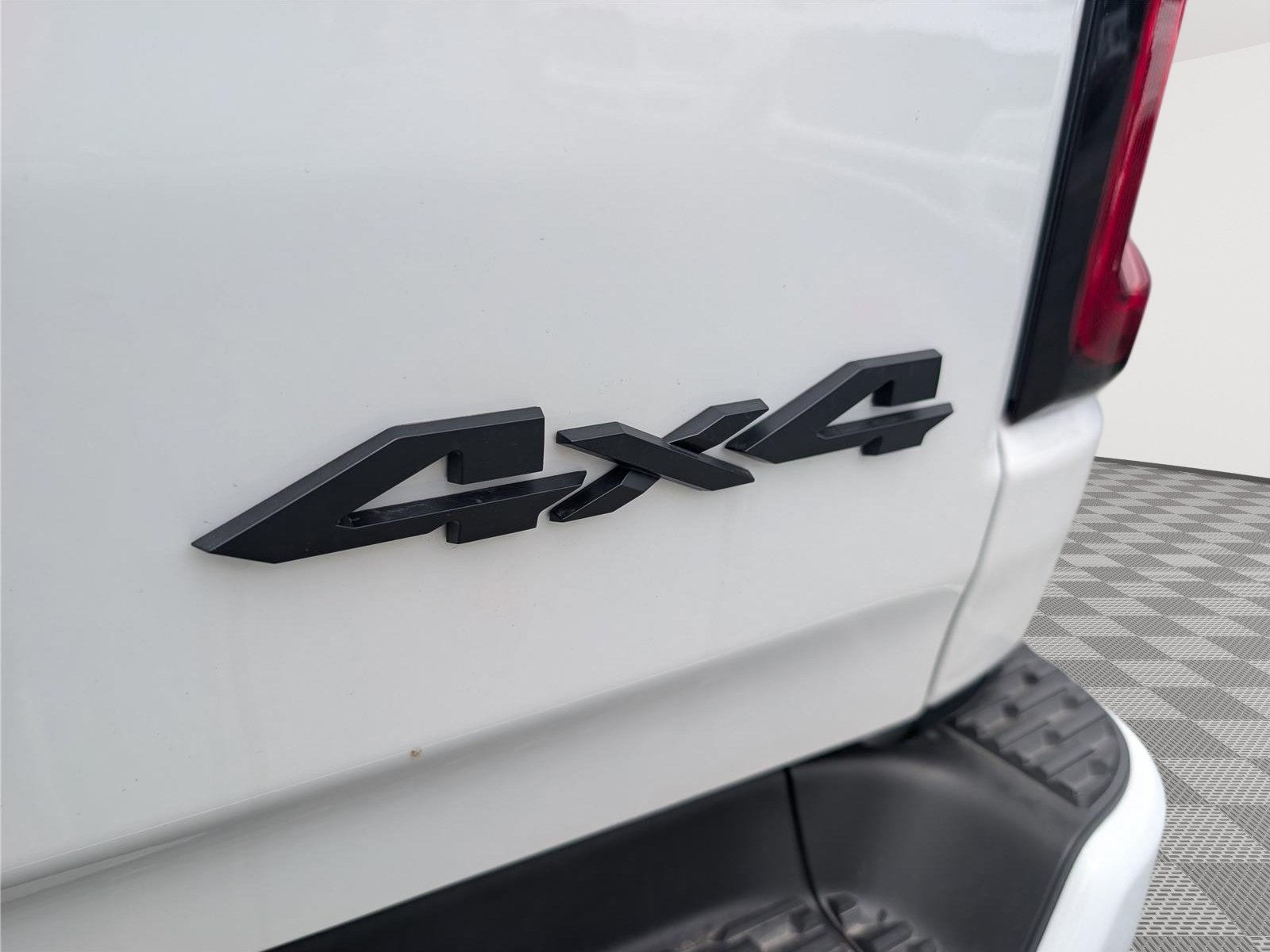 New 2026 RAM 1500 Express AWD/4WD image 7
