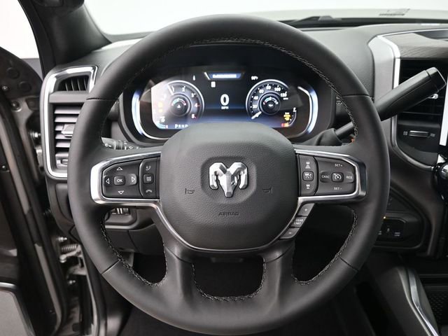 New 2026 RAM 3500 Laramie AWD/4WD image 31
