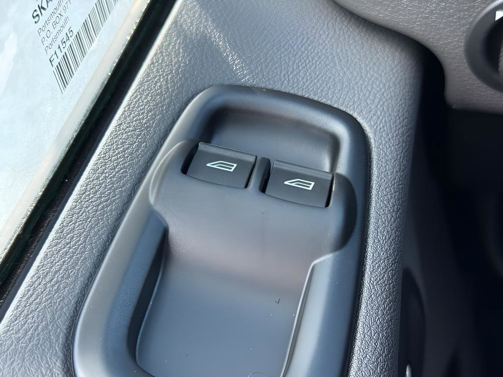 New 2025 Ford Transit 150 Low Roof RWD image 16