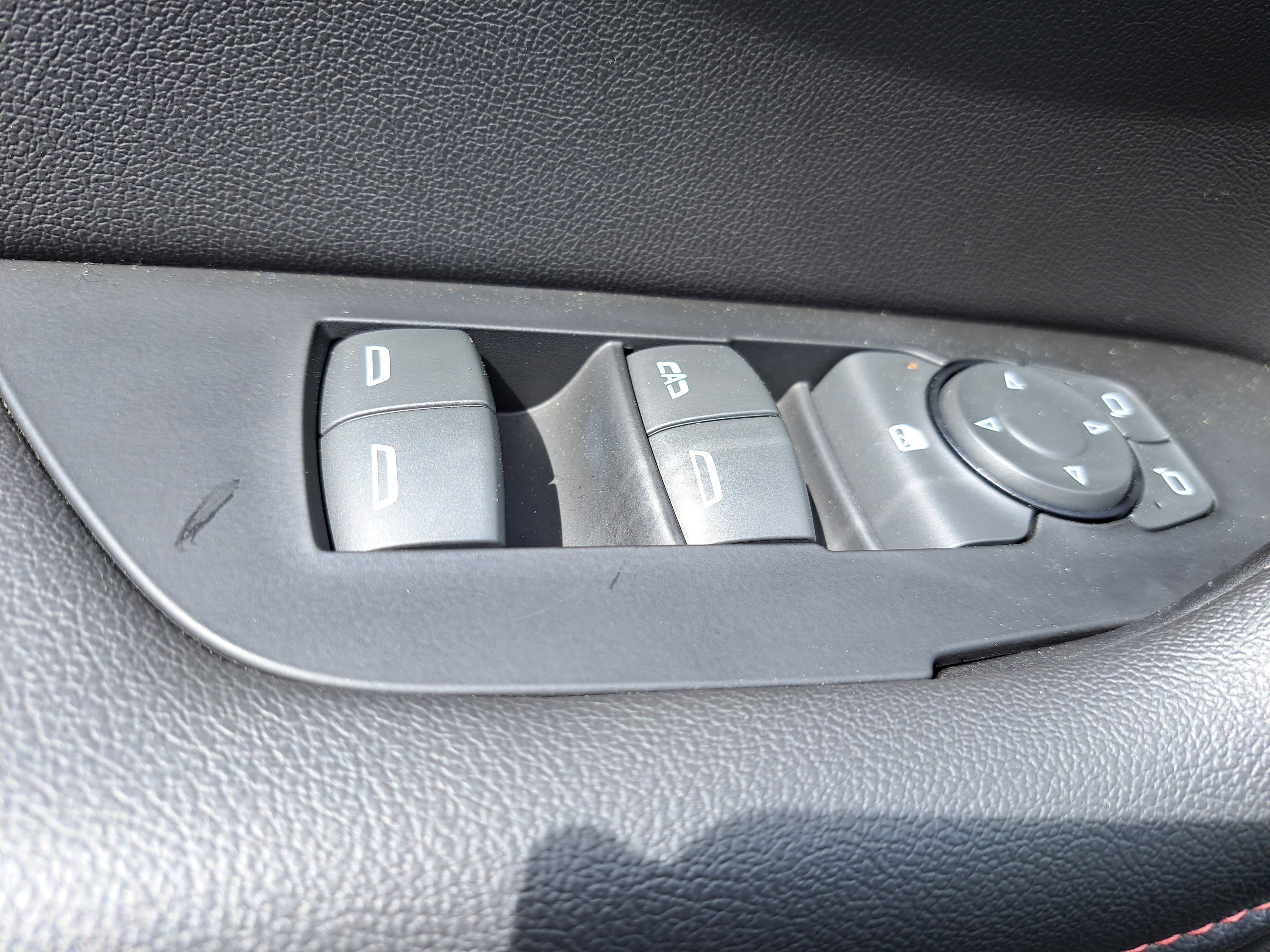 Used 2023 Chevrolet Blazer RS w/ Enhanced Convenience Package image 27